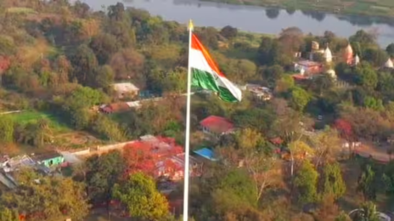 RSS प्रमुख ने कही विश्व युद्ध की बात, दिखेगी कयामत की रात, गोली-बारूद की होगी बारिश!