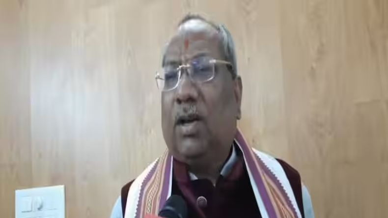 UP: कैबिनेट मंत्री संजय निषाद सड़क हादसे में घायल, कार और स्कॉर्ट में हुई टक्कर