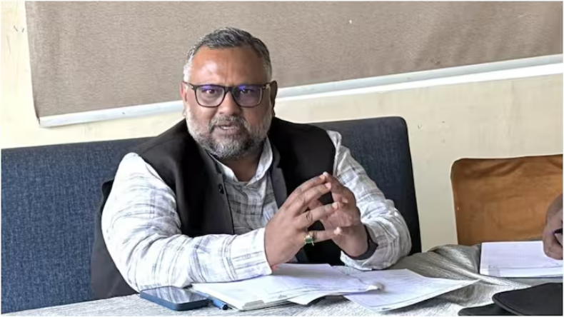 झारखंड: बीजेपी को लगा बड़ा झटका, JMM में शामिल हुए प्रदेश उपाध्यक्ष