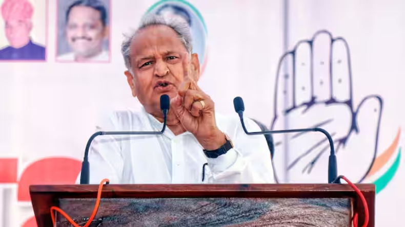 गहलोत और बघेल के कंधों पर रायबरेली-अमेठी जिताने की जिम्मेदारी, कांग्रेस ने बनाया सीनियर ऑब्जर्वर