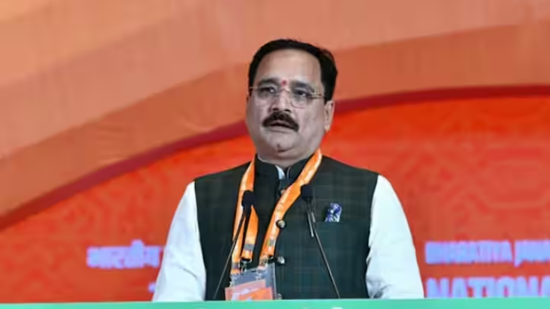 दिल्ली: बात करने से मना करने पर महिला को उतारा मौत के घाट, आरोपी खुद को किया सरेंडर