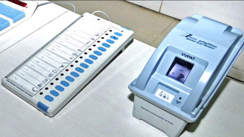 Lok Sabha Election Voting: अक्षय कुमार ने डाला वोट और लोगों से मतदान करने की अपील की
