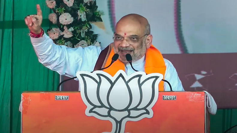 अमित शाह के बयान पर गुस्साए अरविंद केजरीवाल, कहा – क्या दिल्ली के लोग पाकिस्तानी हैं