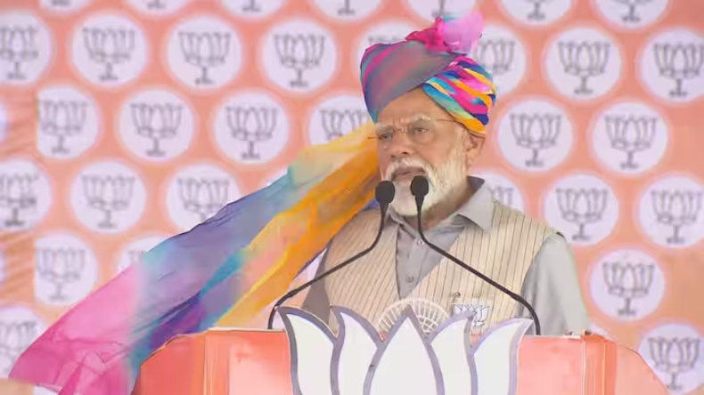 प्रधानमंत्री के खिलाफ लड़ाई में नहीं बची कांग्रेस की विश्वसनीयता, सीताराम येचुरी ने ये बात क्यों कही?