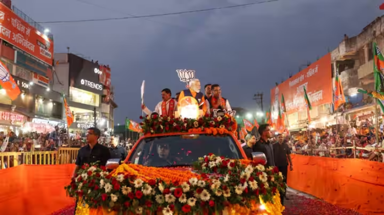 झारखंड में दहाड़े PM मोदी, बोले JMM और कांग्रेस ने जनता को लूटा