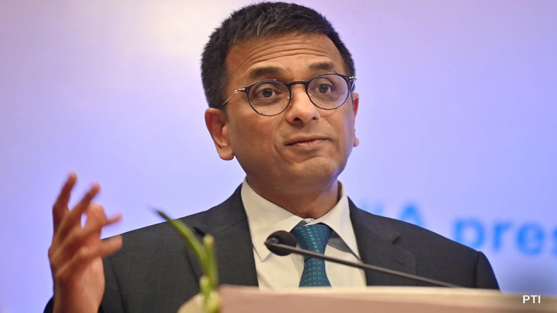 Letter to CJI: 21 पूर्व न्यायाधीशों का सीजेआई के नाम चिट्ठी, न्यायपालिका पर बढ़ते दबाव का किया जिक्र