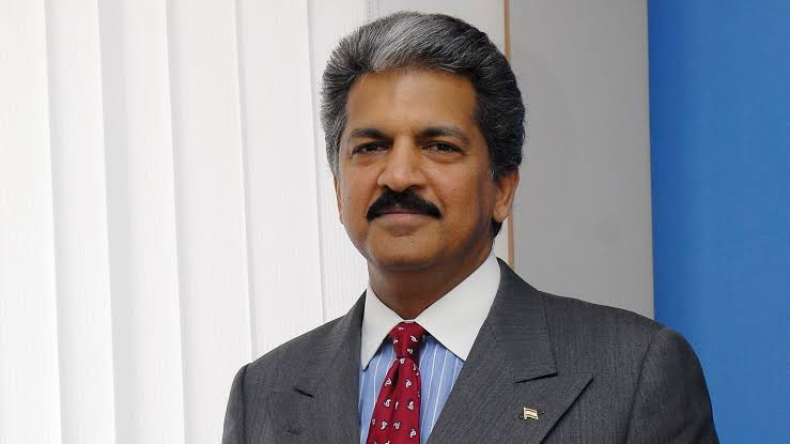 Anand Mahindra: अपने घर की जिम्मेदारी निभा रहे 10 साल के बच्चे को देख आनंद महिंद्रा का पिघला दिल, फिर जो किया…