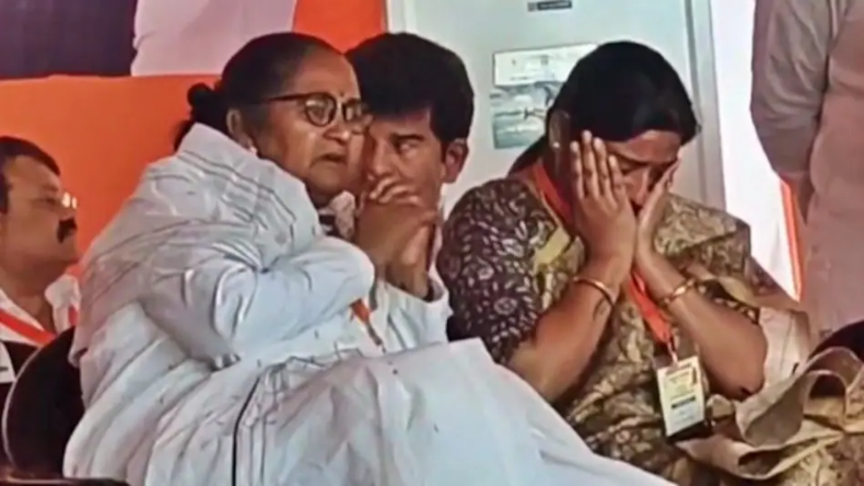 खजुराहो सीट पर सपा ने बदला प्रत्याशी, मीरा यादव आज दाखिल करेंगी नामांकन