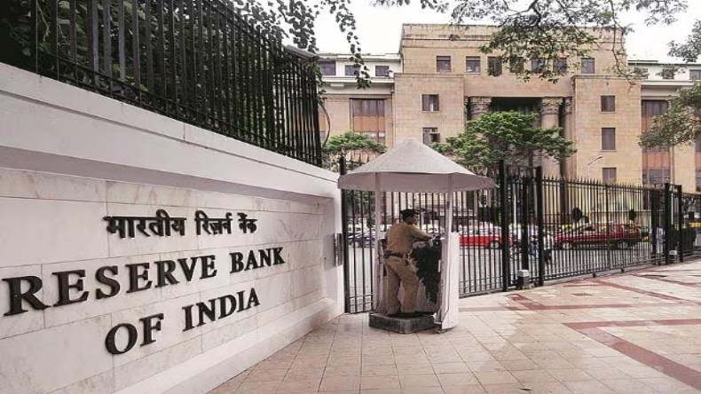 जापान के सबसे बड़े बैंक की नजर अब Yes Bank पर, अगले हफ्ते CEO की RBI गवर्नर से मुलाकात