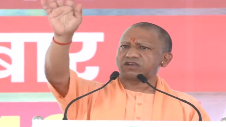 योगी का CM की कुर्सी से हटना तय… सर्वे में जनता ने अटकलों पर लगाई मुहर!