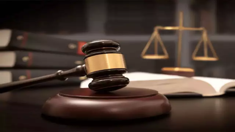 दूल्हे को लेकर मचा बवाल, पति की दूसरी शादी में पहुंची पहली पत्नी, फिर जो हुआ?