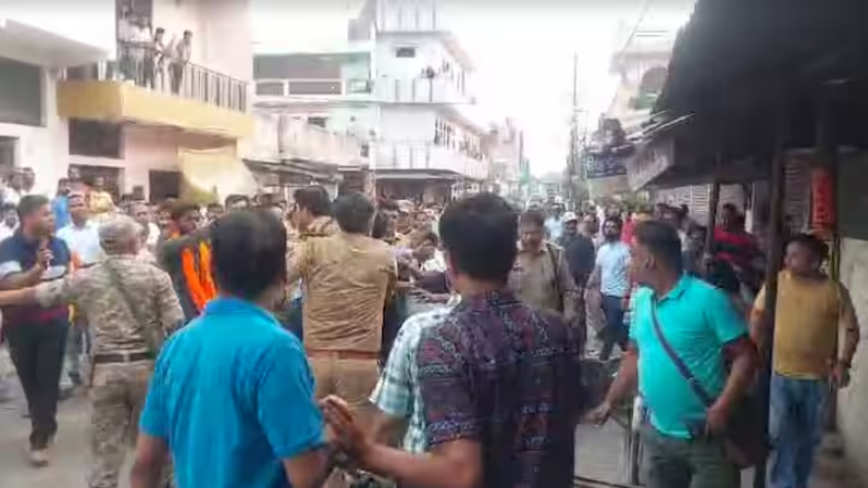 भाजपा विधायक बने अनिल कपूर, कहा बुल्डोजर को नहर में फेंक दूंगा