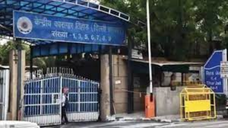 तिहाड़ जेल को उड़ाने की मिली धमकी, आखिर कौन है इसके पीछे, पढ़ें यहां…