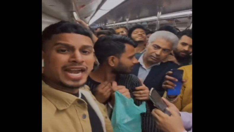 दिल्ली मेट्रो में शख्स ने अंकल की ऐसी जगह पर रखा हाथ, थप्पड़ों की हुई बरसात, देखें Video