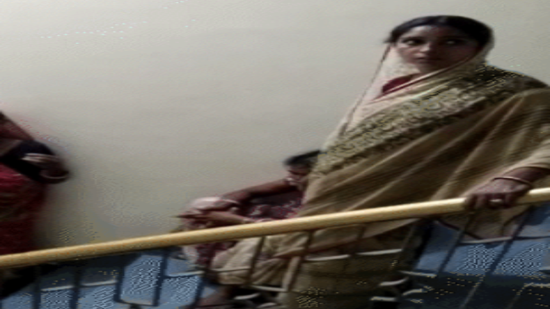 भागलपुर से पिता की हार से Neha Sharma को लगा सदमा, बोलीं- हमारे लिए ये लड़ाई…
