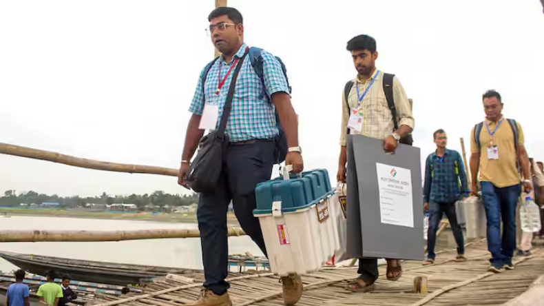 Agra Traffic Advisory: सावन के दूसरे सोमवार पर आगरा में रूट डायवर्ट, जानें आपके रास्ते पर क्या असर पड़ेगा