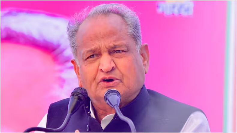 PM मोदी अगर बड़ा दिल दिखाकर… मनमोहन के अंतिम संस्कार को लेकर गहलोत ने फिर सरकार को घेरा