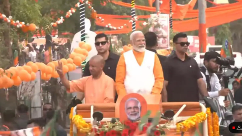 झारखंड में दहाड़े PM मोदी, बोले JMM और कांग्रेस ने जनता को लूटा
