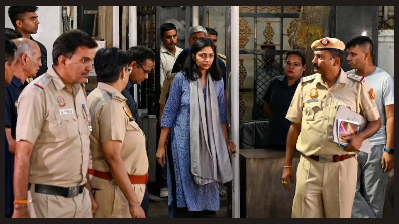 Swati Maliwal Case: दिल्ली की मंत्री आतिशी का बीजेपी पर बड़ा आरोप, कहा – स्वाति मालीवाल को इस्तेमाल कर…