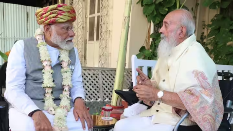 मोदी-राहुल करें पब्लिक डिबेट, जनता जवाब चाहती है… पूर्व जजों और पत्रकार ने दोनों के नाम लिखी चिट्ठी