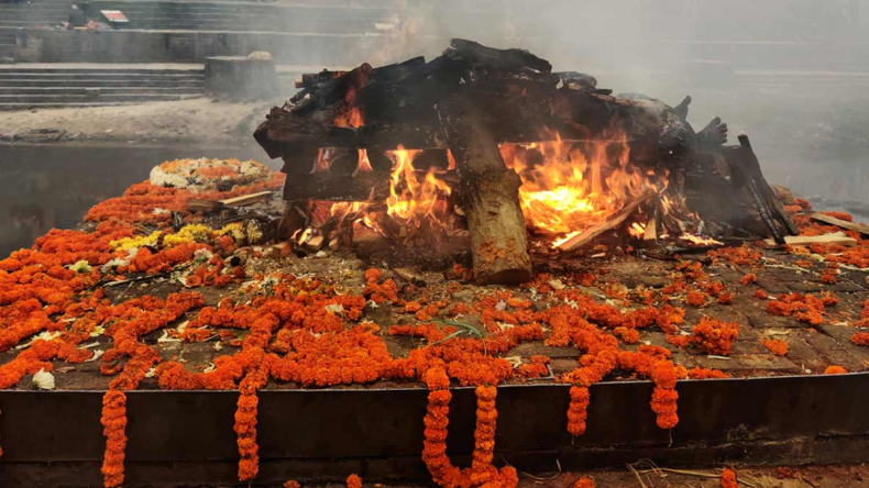 मुंबई के चेंबूर में भयानक हादसा, दुकान में आग लगने से 2 मासूम समेत 5 लोगों की मौत
