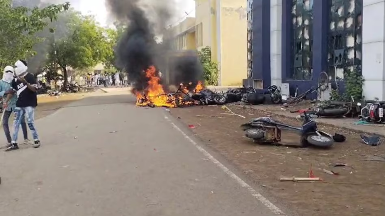 बीजापुर के सीमावर्ती इलाके में मुठभेड़, सुरक्षा बलों ने 9 नक्सलियों को मार गिराया