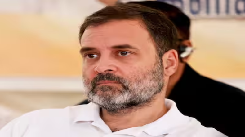 मणिपुर पहुंचे कांग्रेस नेता राहुल गांधी, हिंसा पीड़ितों से की मुलाकात