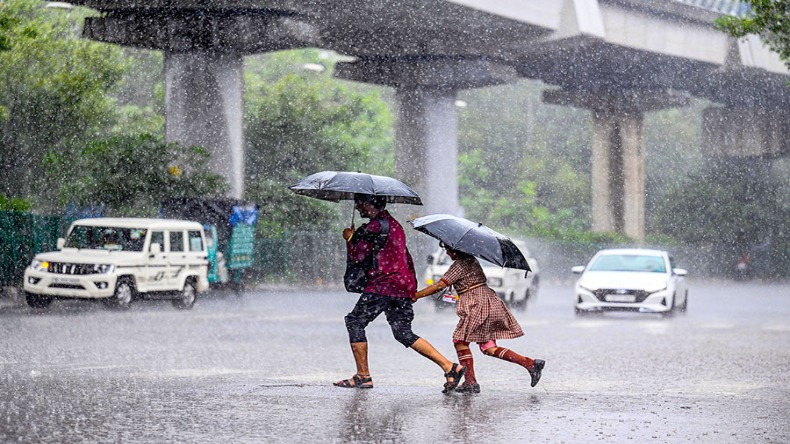 Delhi Weather Today: हाय गर्मी! दिल्ली-NCR में गर्म हवाएं करेंगी हाल बेहाल, IMD ने दे दी चेतावनी, जानिए कैसा रहेगा राजधानी का मौसम