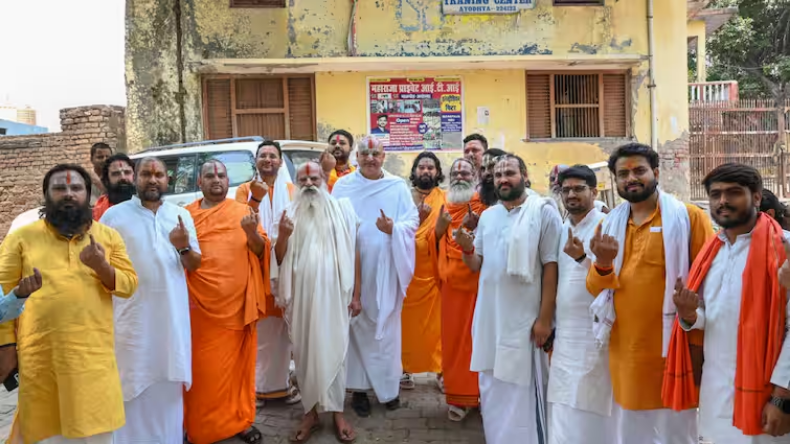 मंत्री पद छिना, अब स्मृति ईरानी, ​​अजय मिश्रा टेनी समेत 17 मंत्रियों को बंगला खाली करने का नोटिस