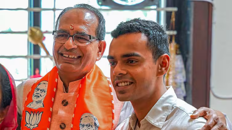 केन्द्रीय मंत्री शिवराज सिंह चौहान के काफिले की गाड़ी पलटी, तीन पुलिसकर्मी घायल… जानें कैसे हुआ हादसा