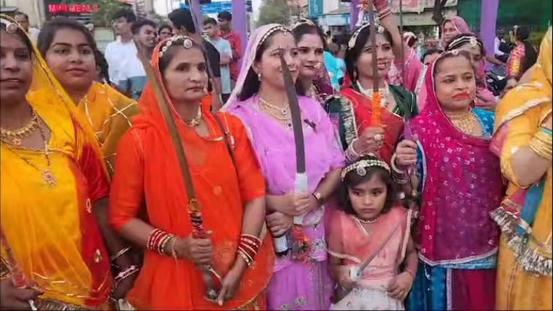 BJP को किसका था डर जो उतारनी पड़ी फौज, क्या पीएम मोदी के कार्यक्रम में होने वाला था कुछ?