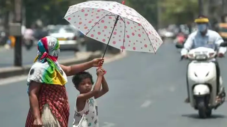 दिल्ली-NCR में आंधी-बारिश का कहर: गर्मी से राहत तो मिली लेकिन समस्याएं भी बढ़ी, जानें आज के मौसम का हाल