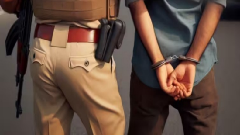यूपी पुलिस के सिपाही को रील बनाना पड़ा महंगा, एसपी ने उसके खिलाफ लिया एक्शन