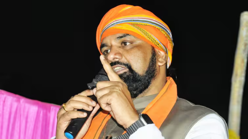 तेजस्वी यादव का इस नेता पर फूटा गुस्सा, चुनाव से पहले मचा घमासान!