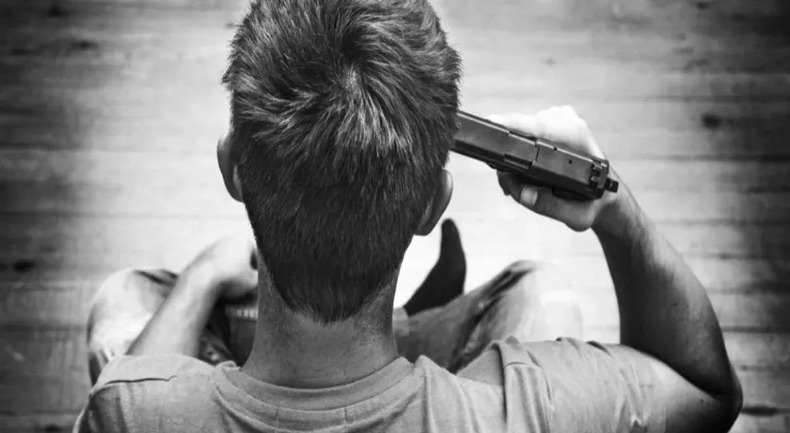 गन्ने की खेत में सगी बेटी से संबंध बनाते धराया मौलाना, लड़की बोली- पिता को है पूरा हक़
