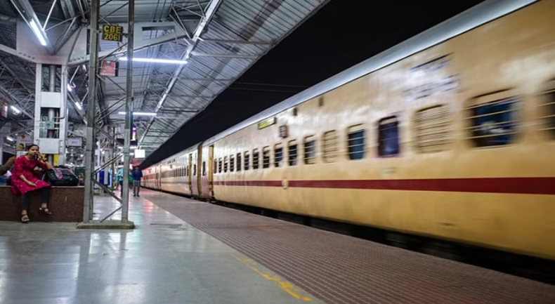 रेलवे में मिलने वाले कंबल एक महीने में कितनी बार धुलते हैं, अश्विनी ने दिया ऐसा जवाब, सांसदों की आंखे फटी रह गई