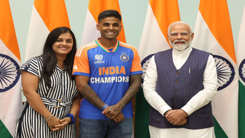 हार्दिक पांड्या या सूर्यकुमार यादव कौन बन सकता है टीम इंडिया का नया कप्तान ? किसकी दावेदारी ज्यादा मजबूत