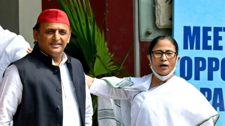 त्योहार से पहले बेहद महंगे हुए रसोई गैस के दाम, जेब पर पड़ेगा भारी असर, जानें नई कीमतें
