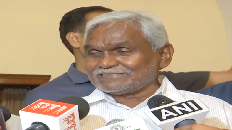 हेमंत सोरेन ने CM पद से हटाया तो JMM के 6 विधायक ले उड़े चंपई, झारखंड में हाहाकार!