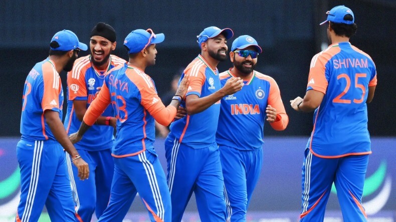 पर्थ टेस्ट मैच में ऑस्ट्रेलिया की टीम 104 रनों पर सिमटी, टीम इंडिया को 46 रन की लीड