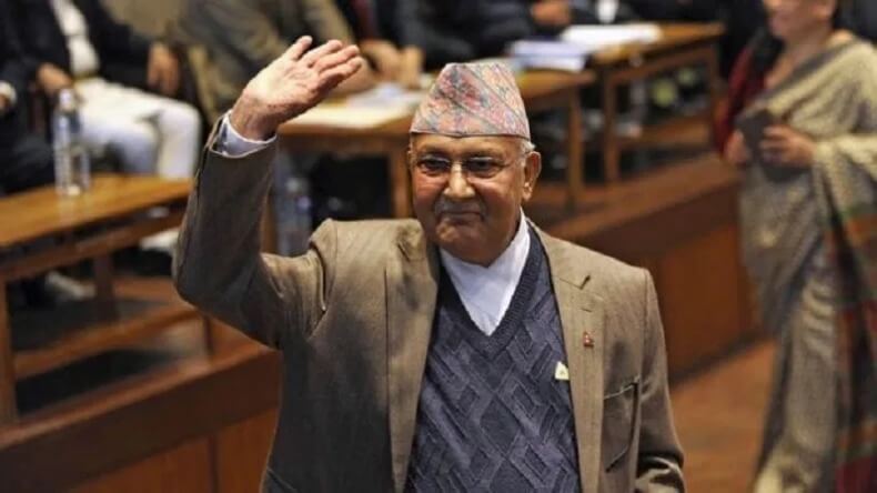 फूल माला पहनाने के बहाने धीरेंद्र शास्त्री पर हमले की कोशिश! बागेश्वर बाबा ने तुरंत कर दिखाया ये कमाल