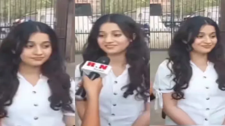 VIDEO: बीच सड़क पर युवती से छेड़खानी कर रहा था अधेड़, लड़की ने चप्पलों से पीटा तो छूने लगा पैर, देखें वीडियो