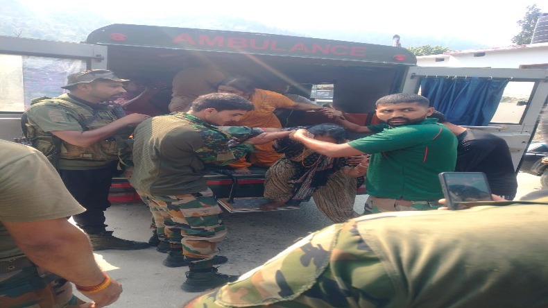 बांग्लादेश की सेना कितनी ताकतवर, क्या भारत से कर सकती है मुकाबला? जानें ताजा हालात