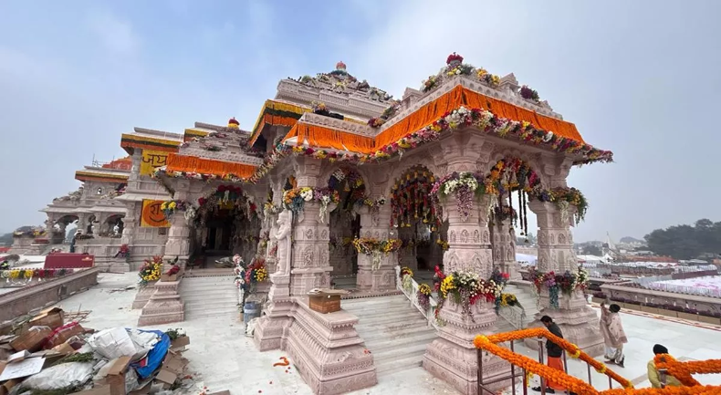 टाइटेनियम से बने ‘राम दरबार’ की खासियत क्या है, जानें यहां क्यों किया गया इस धातु का इस्तेमाल?