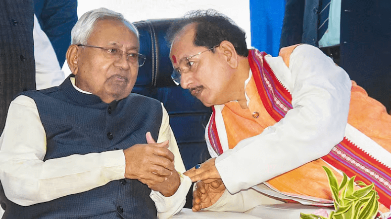 मुकेश अंबानी के यहां शादी में लालू परिवार के जाने पर आया बीजेपी-जदयू का रिएक्शन, जानें क्या कहा