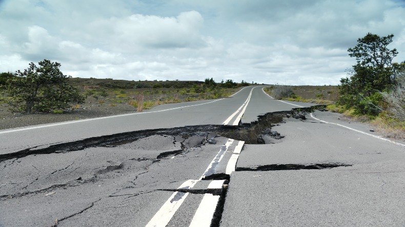 Earthquake: बारिश के बीच महाराष्ट्र में जोर-जोर से हिली धरती, इतनी रही तीव्रता
