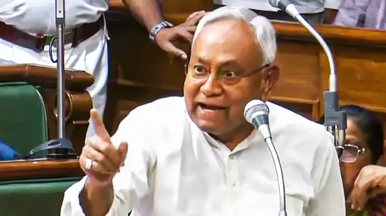 ‘इन्होने कानून व्यवस्था का अंतिम संस्कार किया’,बिहार चुनाव से पहले लालू का नीतीश-BJP पर जोरदार आक्रमण