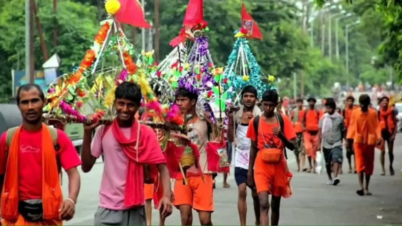 Kanwad Yatra: नेमप्लेट के बाद अब मस्जिदों पर लगे पर्दे , कावड़ यात्रा के ये कैसे निर्देश ?