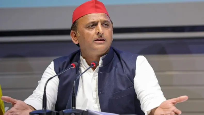 नाम नहीं, हालात बदलें… यूपी में रेलवे स्टेशनों के नाम बदलने पर अखिलेश ने योगी पर कसा तंज