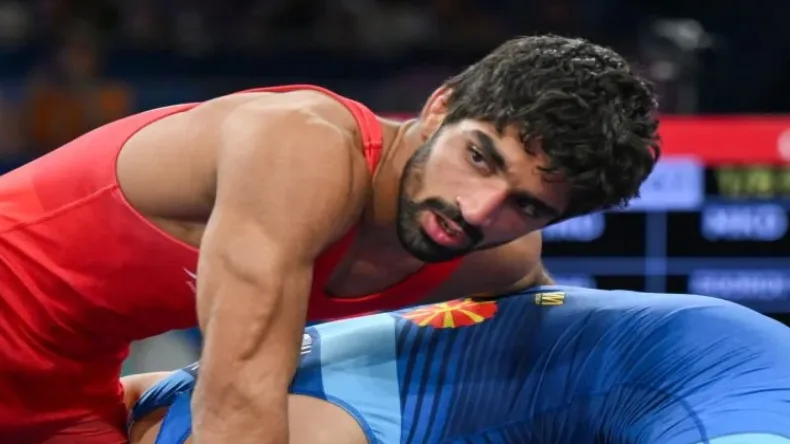 विनेश फोगाट को सिल्वर मेडल मिलेगा या नहीं… आ गया फैसला!